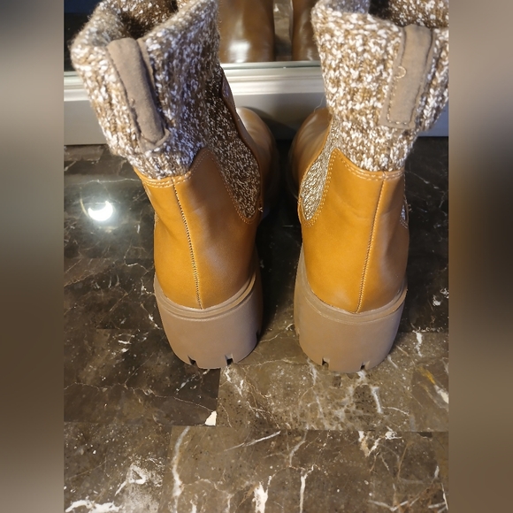 Universal Thread Brown Knit Winter Boots - Picture 6 of 12